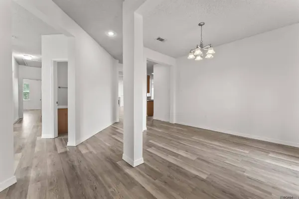 20147 Bur Oak Dr, Zachary, LA 70791