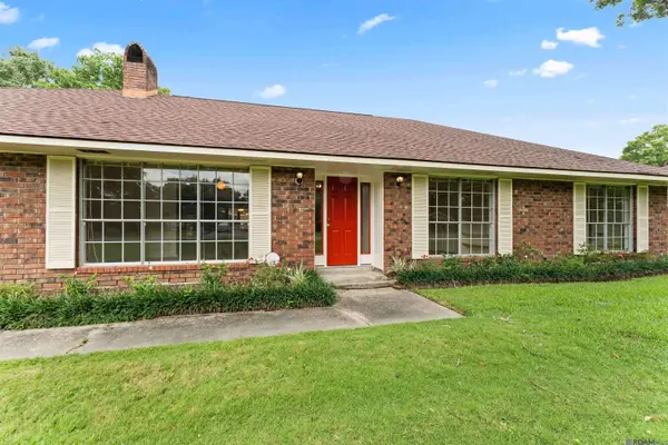 6667 Martin Dr, Zachary, LA 70791