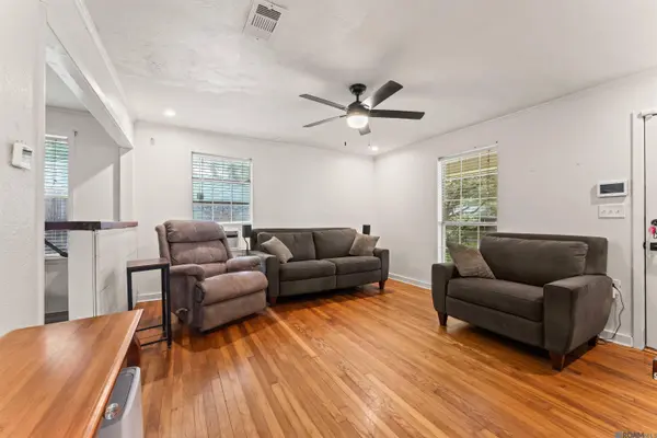 4124 Bennett St, Zachary, LA 70791