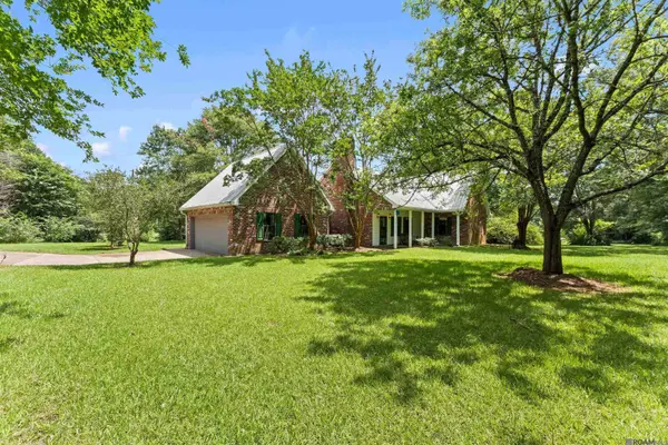11973 Hamilton Rd, St Francisville, LA 70775