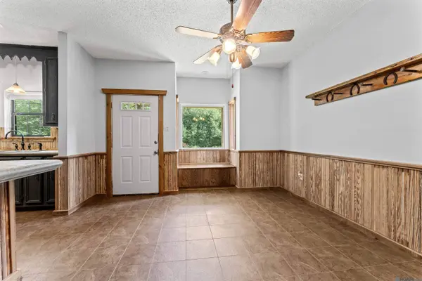 11973 Hamilton Rd, St Francisville, LA 70775
