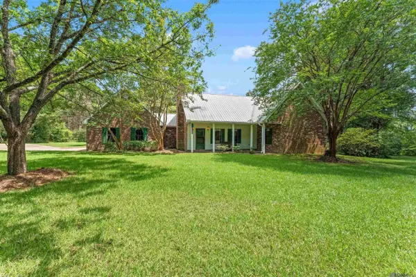 11973 Hamilton Rd, St Francisville, LA 70775