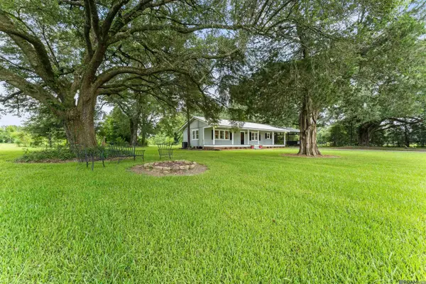 7008 Port Hudson Pride Rd, Zachary, LA 70791