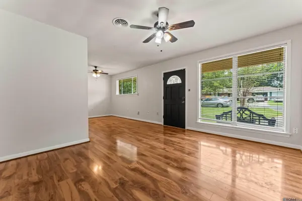 4018 Chestnut St, Zachary, LA 70791