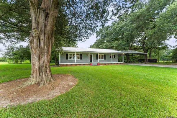 7008 Port Hudson Pride Rd, Zachary, LA 70791