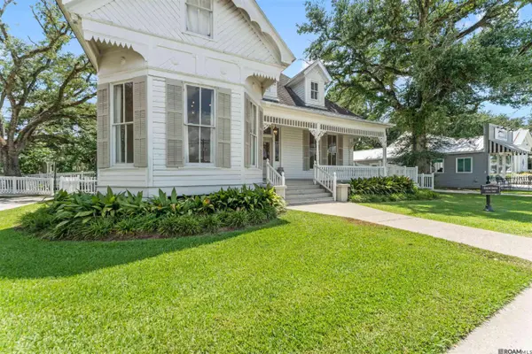 4642 Virginia St, Zachary, LA 70791