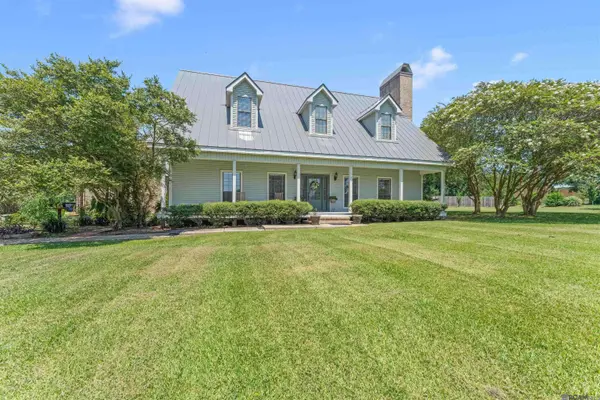 627 Morrow Ave, Zachary, LA 70791