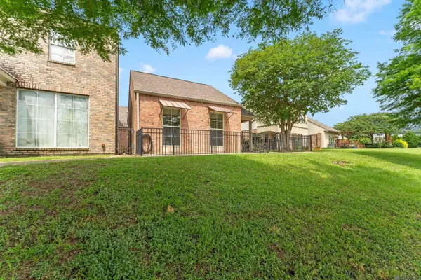 1310 Lake Pointe Ave, Zachary, LA 70791