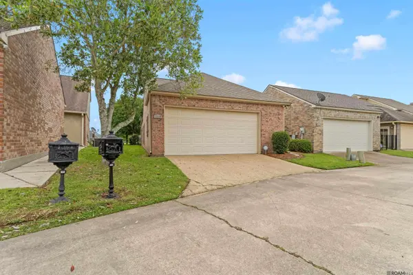 1310 Lake Pointe Ave, Zachary, LA 70791