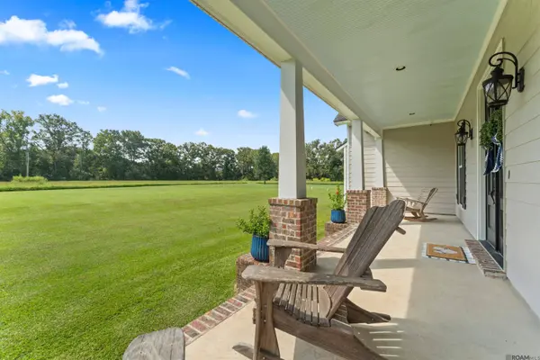 863 E Plains Port Hudson Rd, Zachary, LA 70791