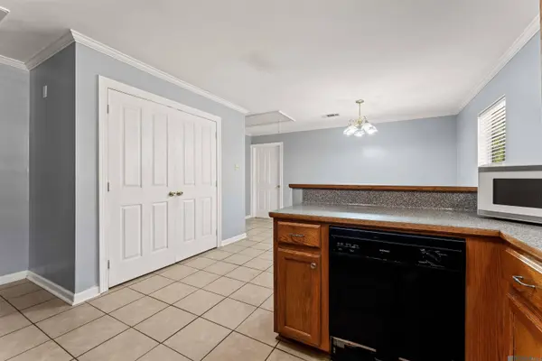 3290 Adams St, Baker, LA 70714