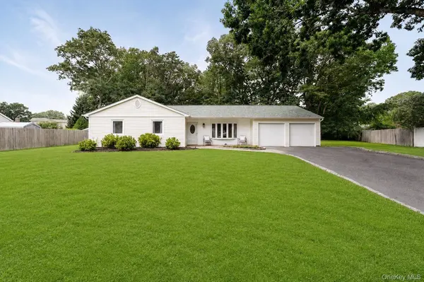 4 Shelley CT