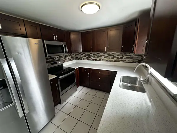 3704 Meadowbreeze Dr, Tampa, FL 33619-1249