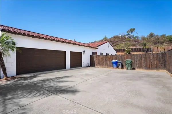 925 Valley, Vista, CA 92084