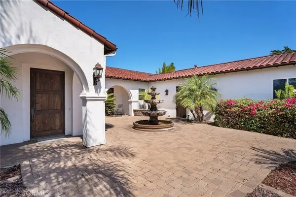 925 Valley, Vista, CA 92084