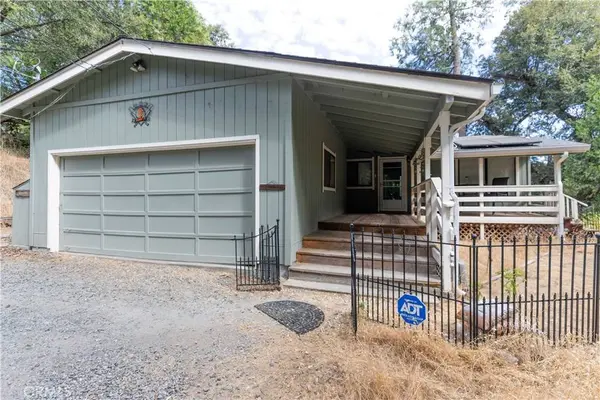 21871 Fallview