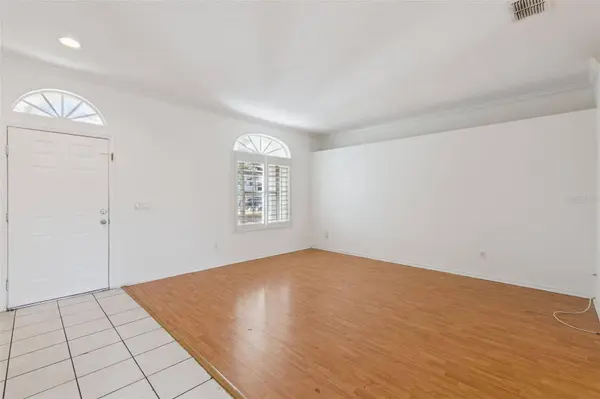 5067 JETSAIL DR, Orlando, FL 32812