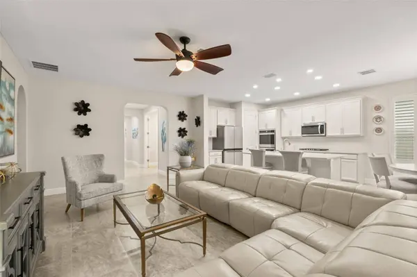 17307 BAL HARBOUR DR, Winter Garden, FL 34787