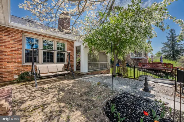 22 FITZHUGH AVE, Westminster, MD 21157