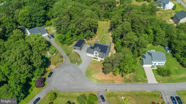8215 ATHENA LN, Severn, MD 21144