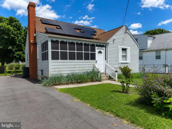 1218 NORTH AVE, Halethorpe, MD 21227