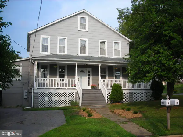 1607 POTOMAC AVE