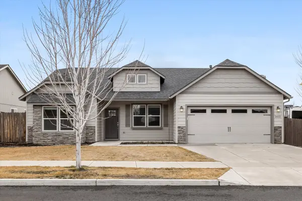 2433 Hazelwood AVE, Redmond, OR 97756