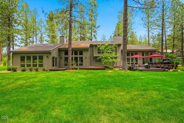 71190 Fiddleneck LN #GH 14, Black Butte Ranch, OR 97759