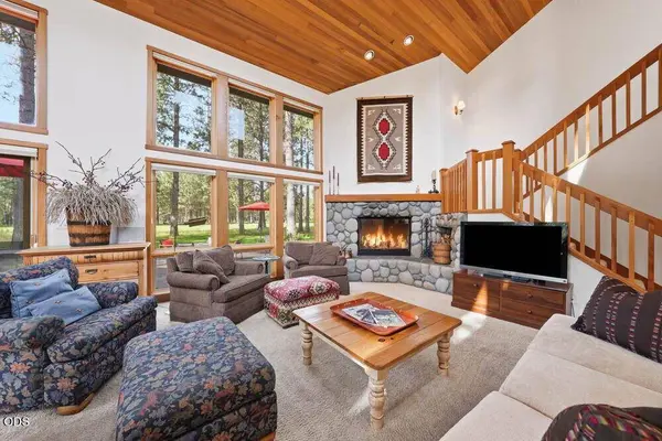 71190 Fiddleneck LN #GH 14, Black Butte Ranch, OR 97759
