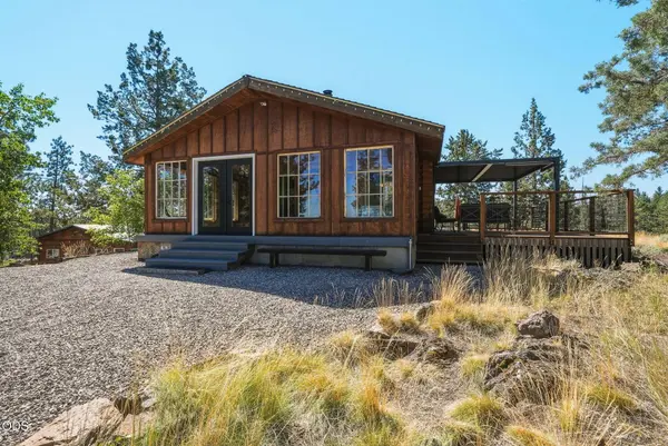 67422 Trout LN, Bend, OR 97703