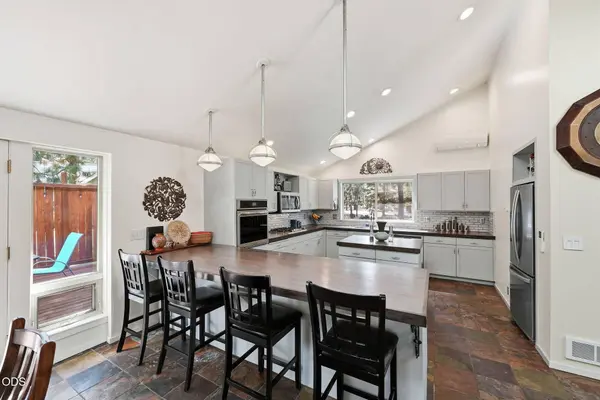 14911 Conestoga, Sisters, OR 97759