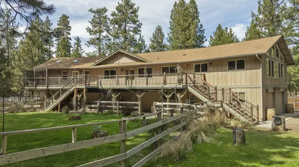 14590 Mountain View LOOP