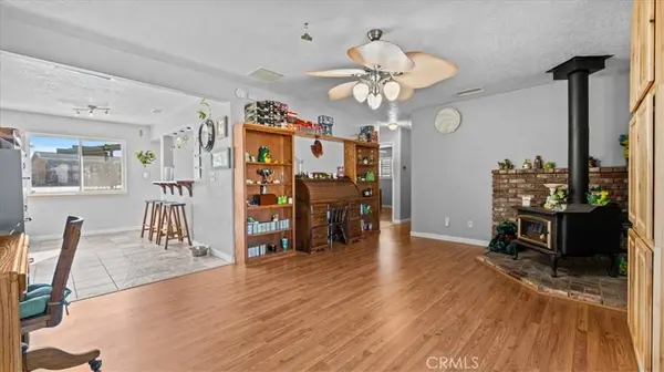 9475 Central, Apple Valley, CA 92308
