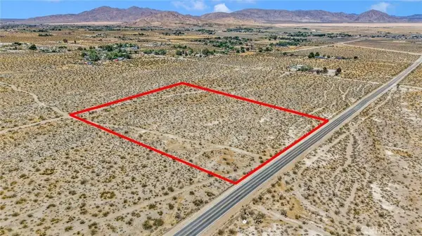 4501725 Crystal Creek, Lucerne Valley, CA 92356