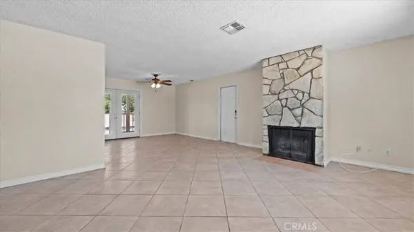 18298 Danbury, Hesperia, CA 92345