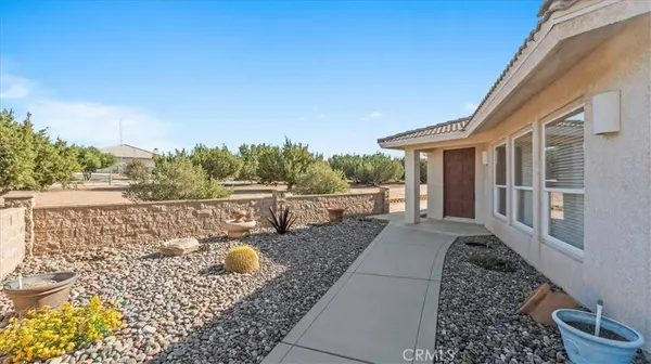 6976 Cataba, Oak Hills, CA 92344