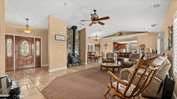 10271 Clover, Hesperia, CA 92344
