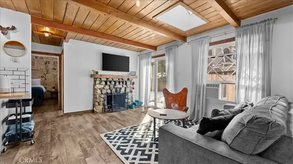 573 Spruce, Sugarloaf, CA 92386