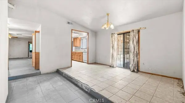 22935 Standing Rock, Apple Valley, CA 92307