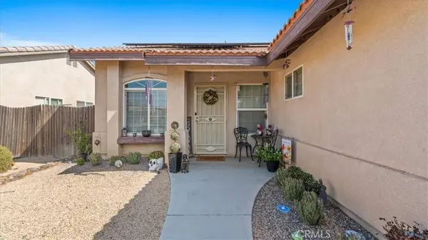 15928 Elkins, Victorville, CA 92395
