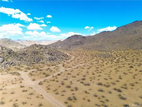 15 Laguna Seca, Apple Valley, CA 92307