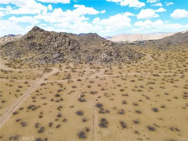 9 Laguna Seca, Apple Valley, CA 92307