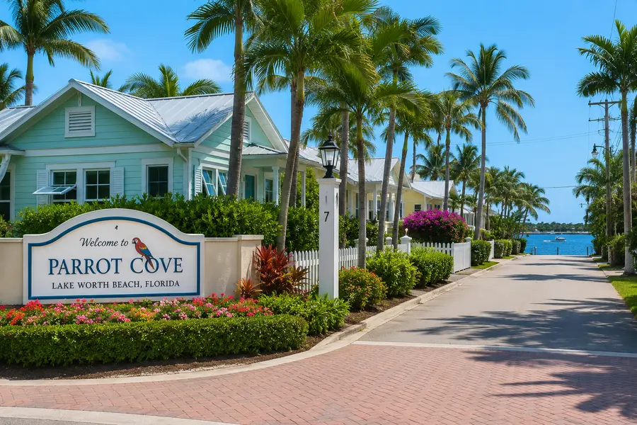Parrot Cove