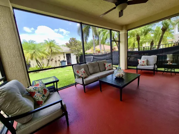 8212 CALTERRA DR, Palm Beach Gardens, FL 33418