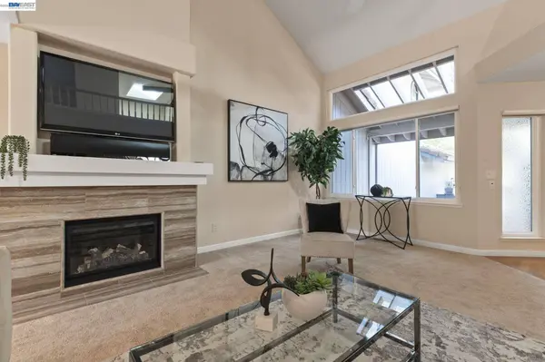 5982 Post Oak Cir, San Jose, CA 95120