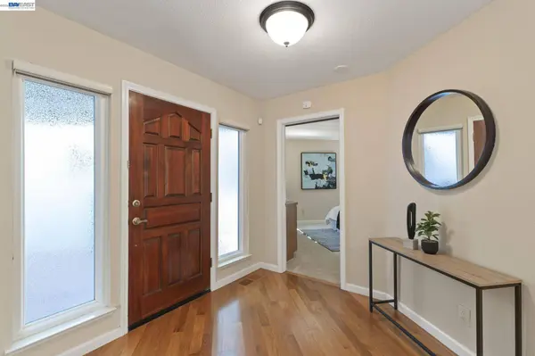 5982 Post Oak Cir, San Jose, CA 95120