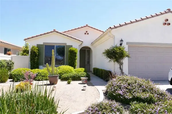 5077 Paseo Famosa