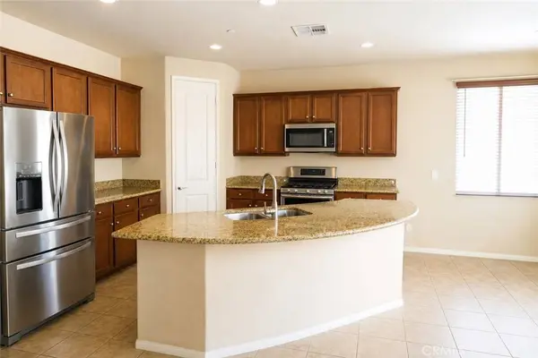 5077 Paseo Famosa, Hemet, CA 92545