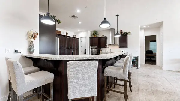 10963 E Egret, Clovis, CA 93619