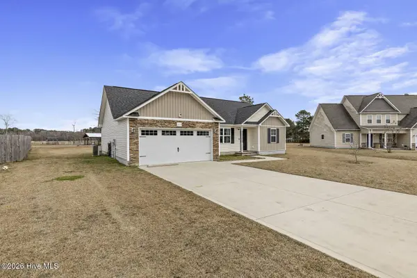 205 Arbor CT, Richlands, NC 28574
